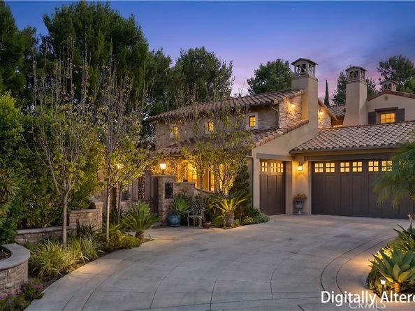 20 Blue Summit, Irvine CA 92603