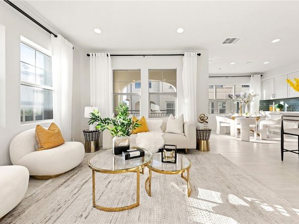 200 Winterbrook, Lake Forest CA 92610