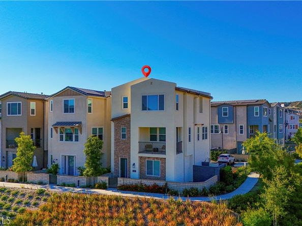 202 Heartland Way, Rancho Mission Viejo CA 92694
