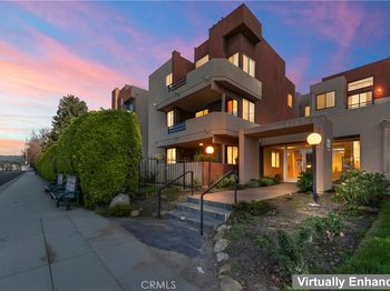 7826 Topanga Canyon Blvd