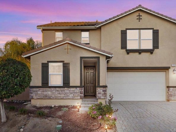 1751 Avenida Regina, San Marcos CA 92069