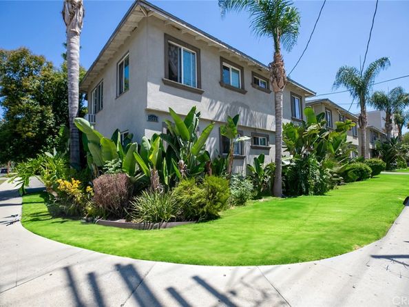 15445 Vanowen Street, Van Nuys CA 91406