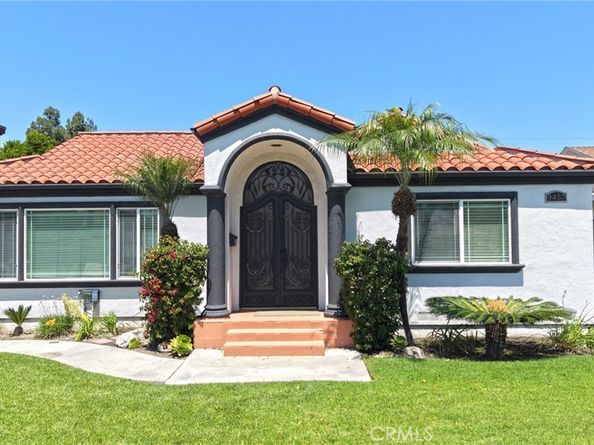 9457 Gotham, Downey CA 90241