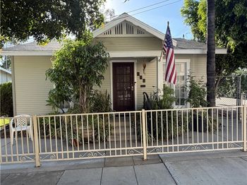 317 N Palm