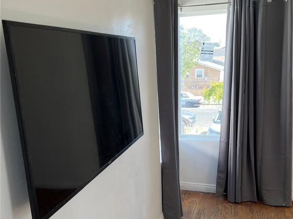 1205 W 57th, Los Angeles CA 90037