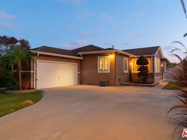 11731 Cimarron Avenue, Hawthorne CA 90250