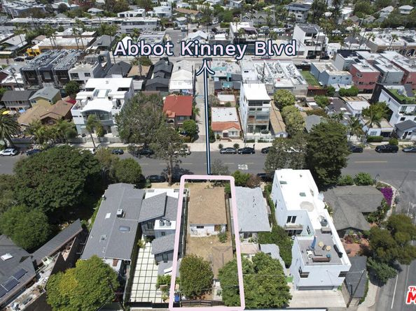 1308 Cabrillo Avenue, Venice CA 90291