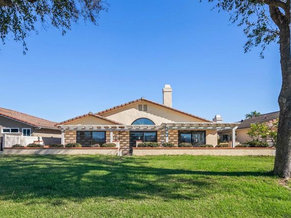 18113 Calle Estepona, San Diego CA 92128