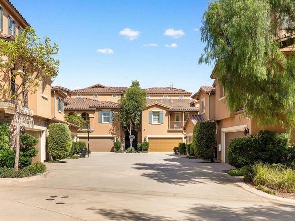 8528 Old Stonefield Chase, San Diego CA 92127