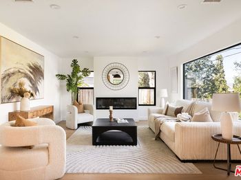 3744 Vineland Avenue