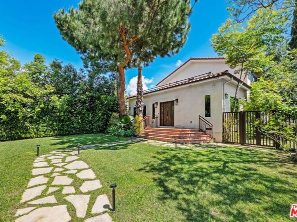 1568 S Point View Street, Los Angeles CA 90035
