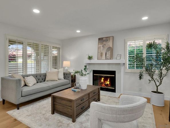 4135 Porte De Merano 144, San Diego CA 92122