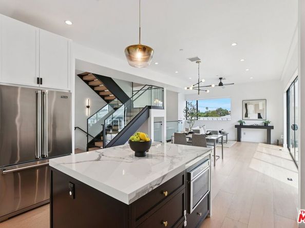 3223 Rowena Avenue, Los Angeles CA 90027
