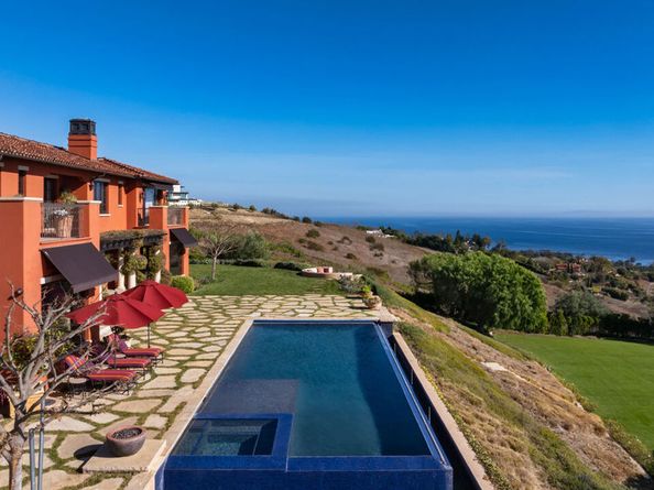 6093 Murphy Way, Malibu CA 90265