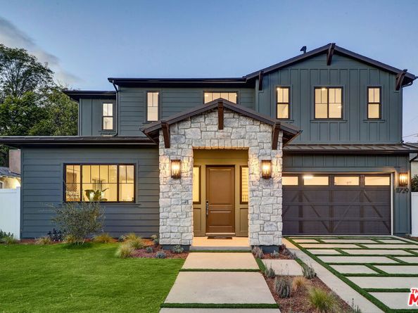 11729 Hartsook Street, Valley Village CA 91607