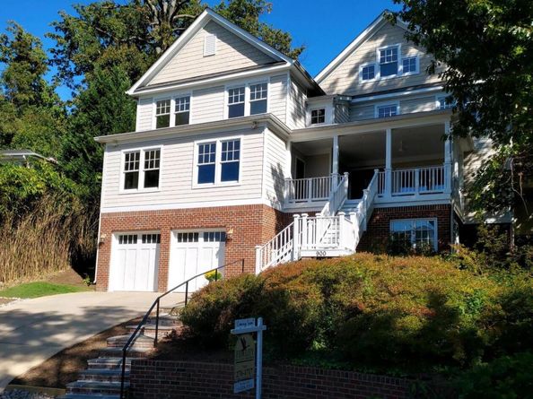 900 28TH Street S, Arlington VA 22202