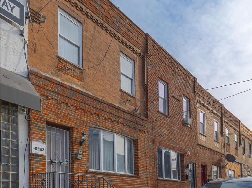2223 S 20TH Street, Philadelphia PA 19145