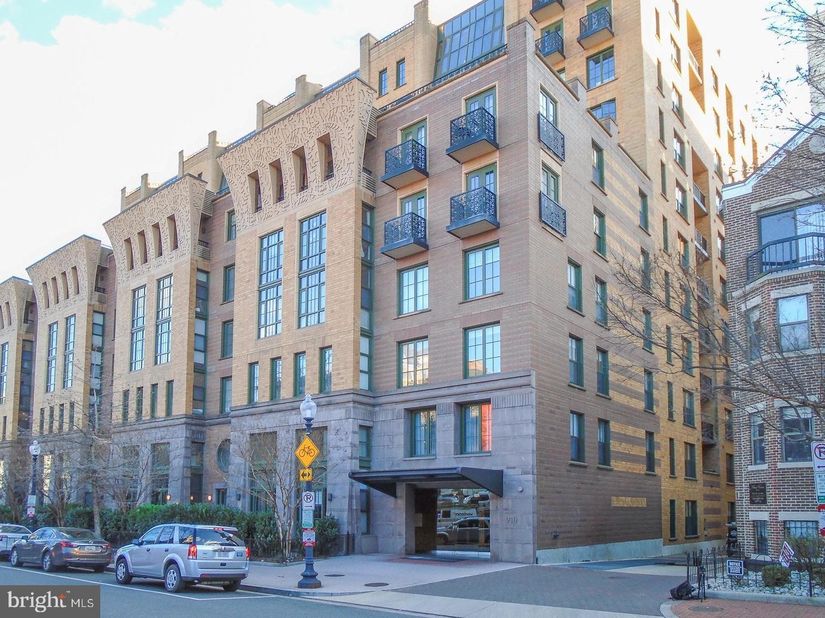 910 M Street NW 126, Washington DC 20001