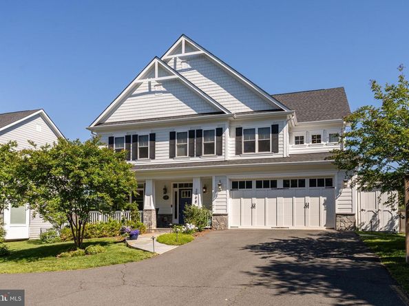 2998 Beechwood Lane, Falls Church VA 22042