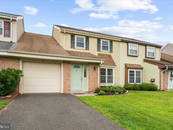 12 Forrester Road, Horsham PA 19044