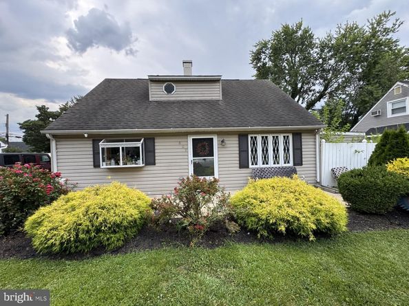 609 Fairhill Road, Morrisville PA 19067