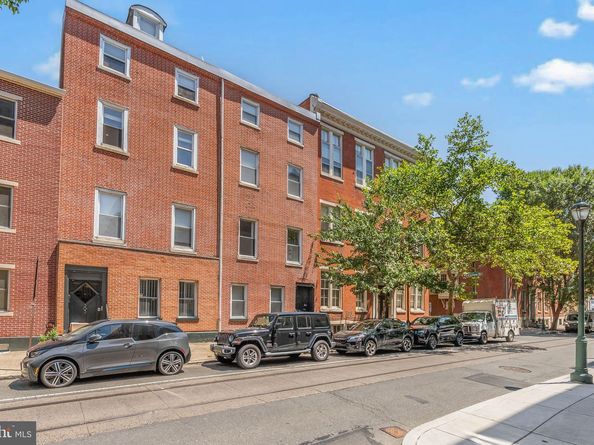 303 S 11TH Street 15, Philadelphia PA 19107