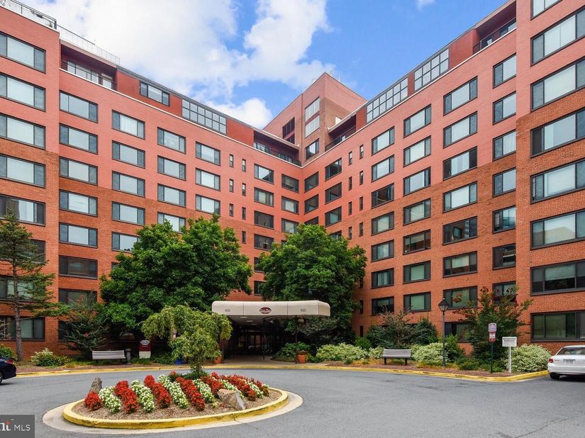 1021 S Arlington Boulevard 1125, Arlington VA 22209