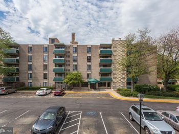 6133 Leesburg Pike