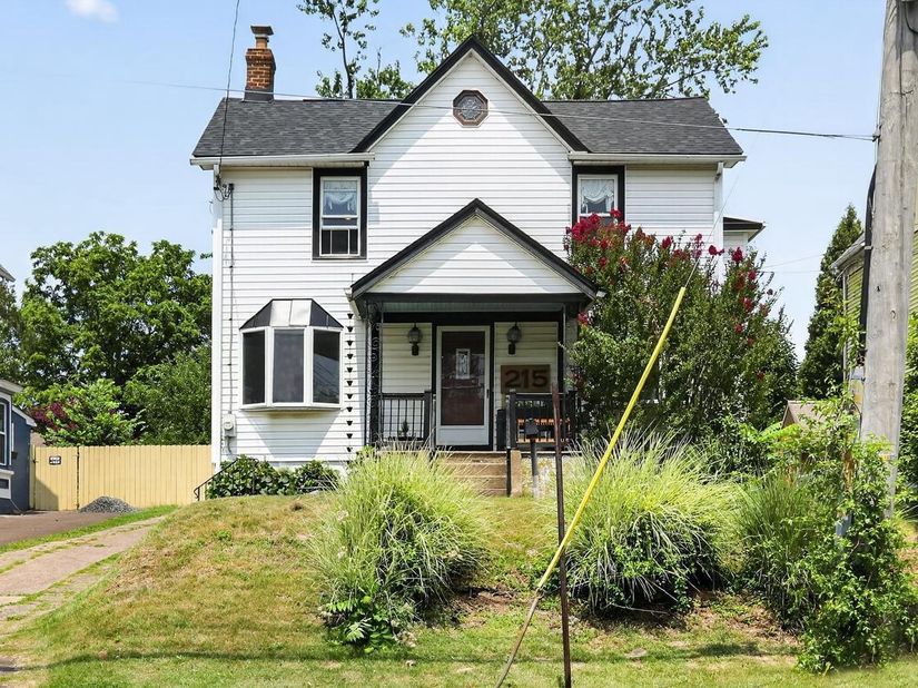 215 Byberry Avenue, Hatboro PA 19040