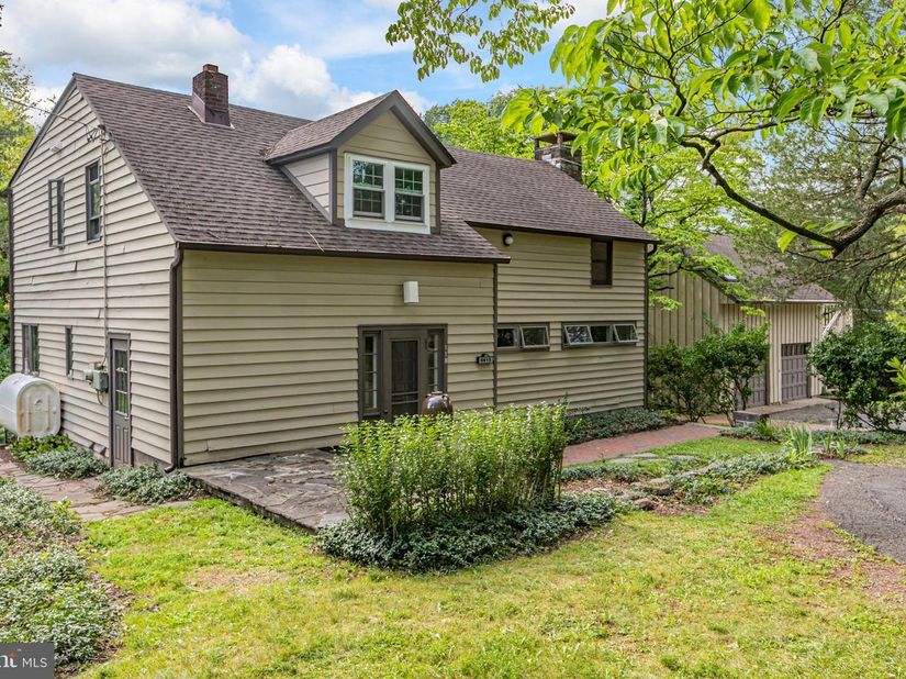 6615 Chapel Road, New Hope PA 18938