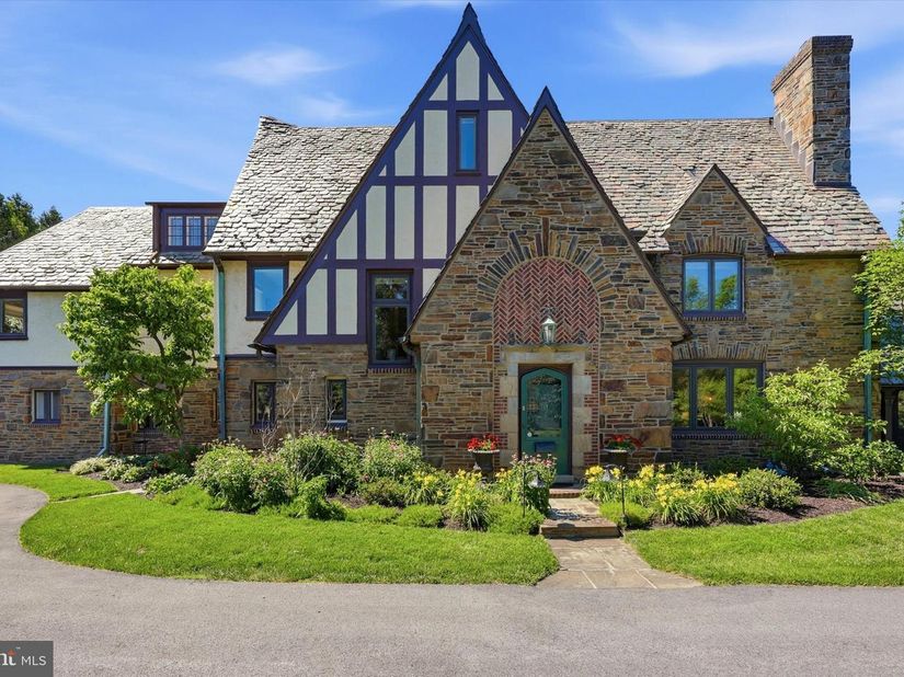 1444 County Line Road, Bryn Mawr PA 19010