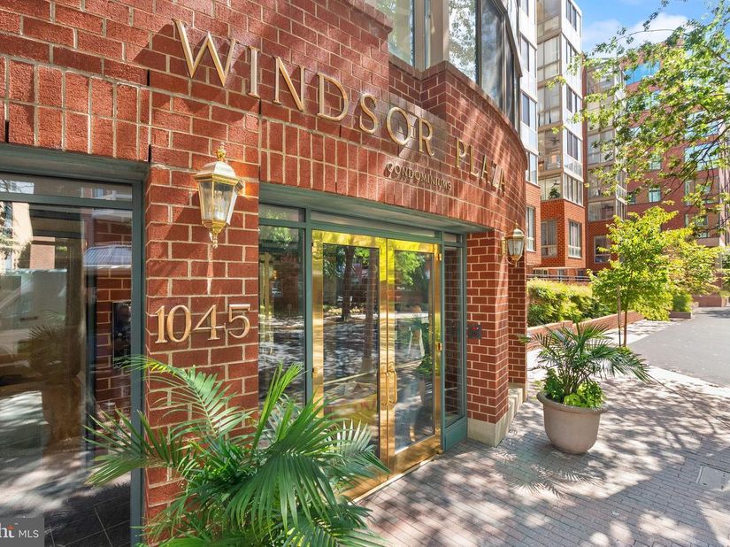 1045 N Utah Street 2106, Arlington VA 22201