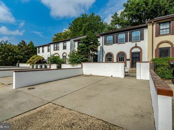 2948 Espana Court