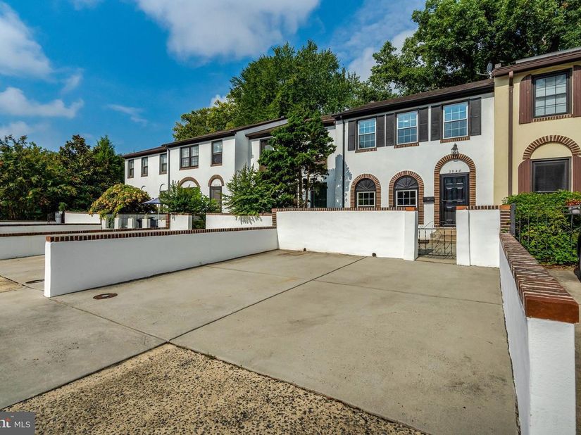 2948 Espana Court, Fairfax VA 22031