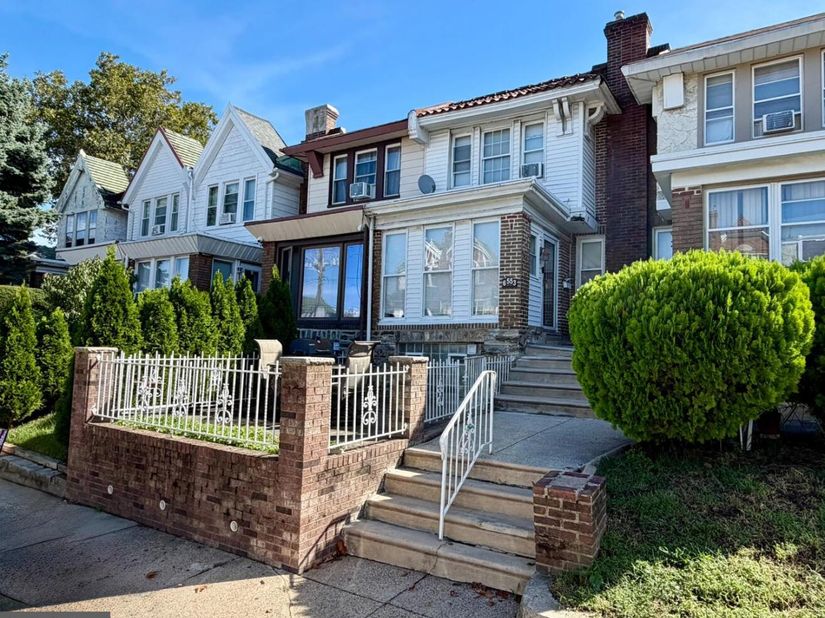 6553 N 18TH Street, Philadelphia PA 19126