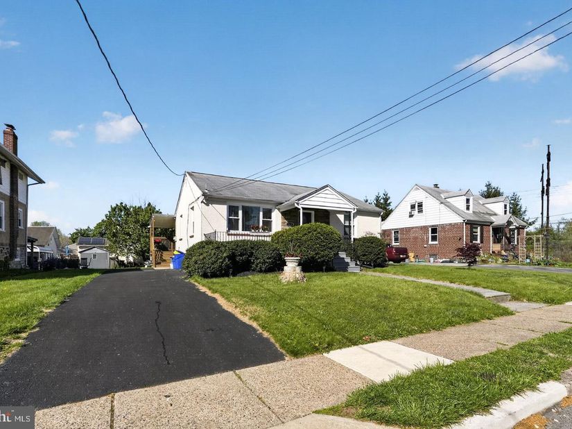 110 Mccormick Avenue, Ridley Park PA 19078