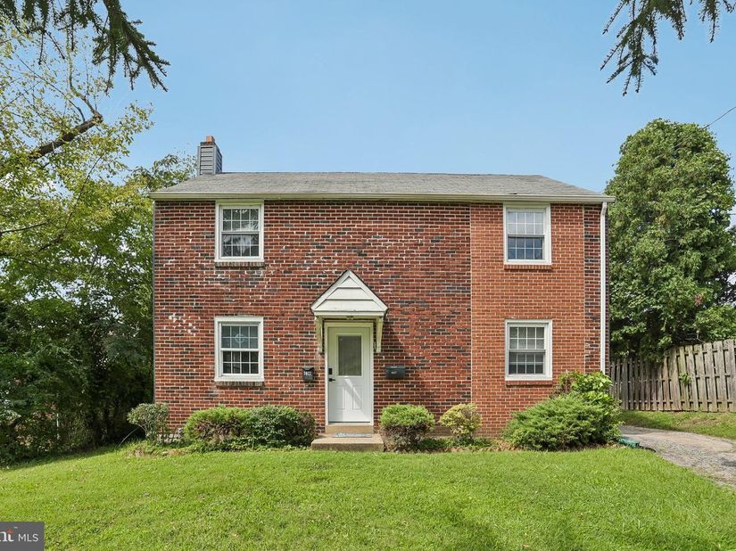 3027 Crescent Avenue, Lafayette Hill PA 19444