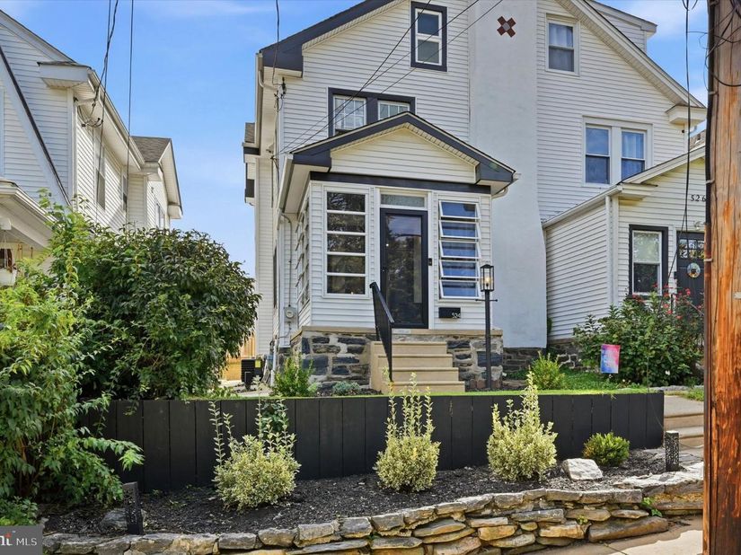 524 Wales Road, Havertown PA 19083