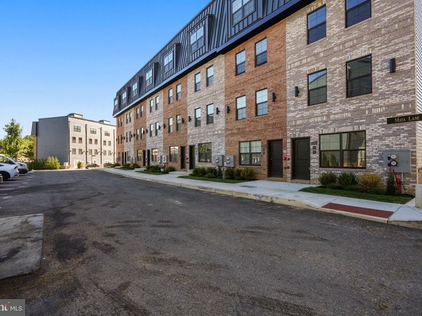 4013 Marilyn Drive A95, Philadelphia PA 19131