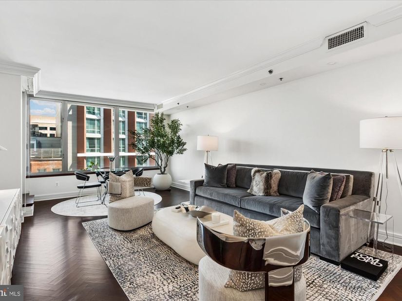 1155 23rd Street NW 5L, Washington DC 20037