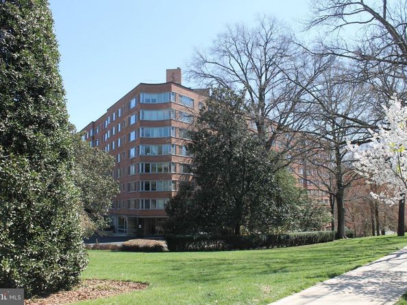 4200 Cathedral Avenue NW 216, Washington DC 20016