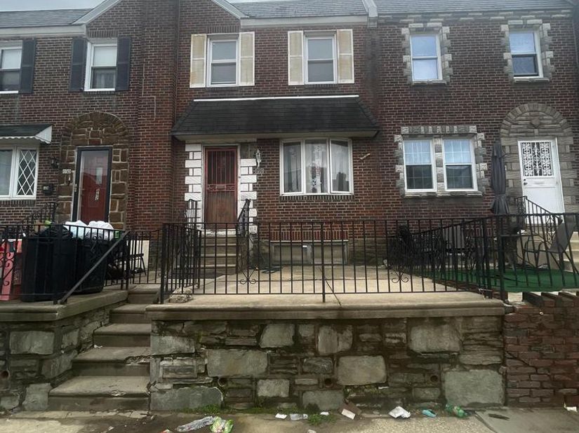 890 Carver Street, Philadelphia PA 19124