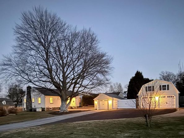 302 S Valley Forge Road, Devon PA 19333