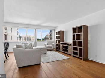 5500 Friendship Boulevard