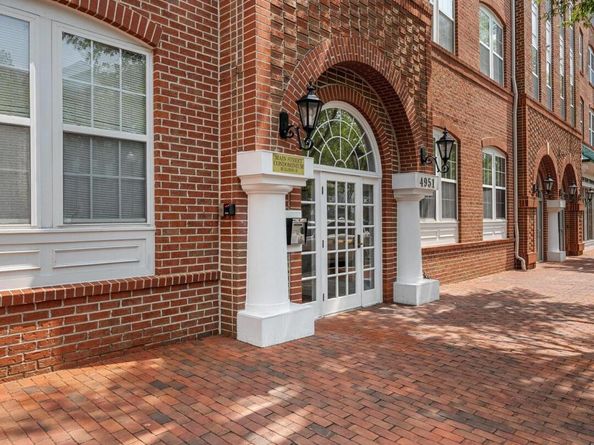 4951 Brenman Park Drive 115, Alexandria VA 22304