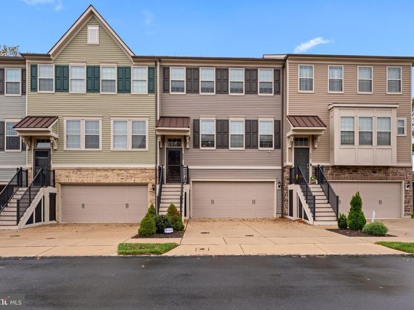 484 Rowan Street, Warminster PA 18974