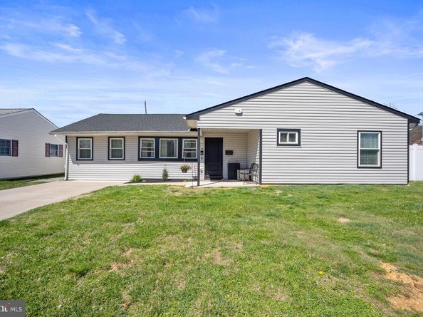 837 Fairfield Road, Fairless Hills PA 19030