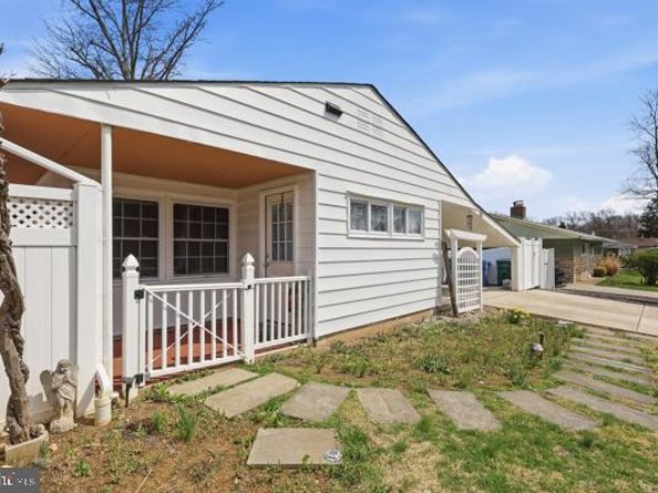 26 Myrtle Lane, Levittown PA 19054