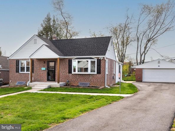 23 Pleasant Road, Broomall PA 19008