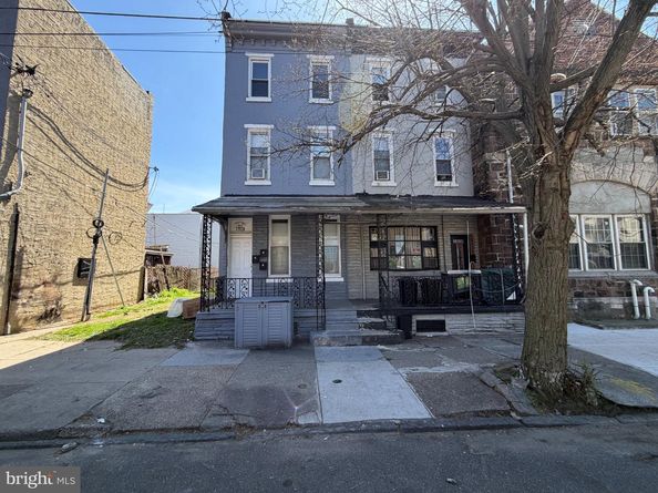 3926 Fairmount Avenue, Philadelphia PA 19104